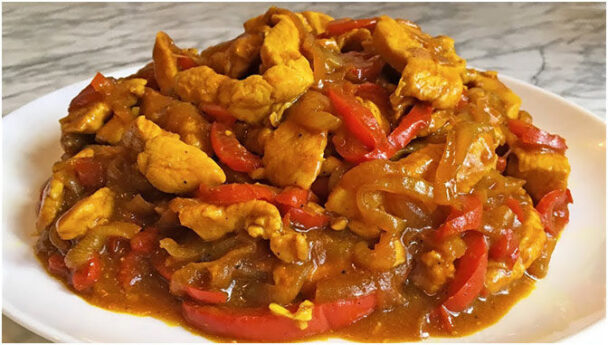 Perfektes Feierabend-Essen Schnelles Hähnchen-Paprika-Gemüse