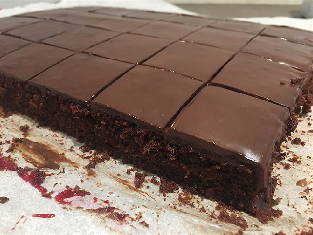 Saftiger Schokoladenkuchen