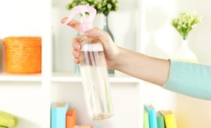 Insektizid und natürliches Aroma. Insektizid und natürliches Aroma.